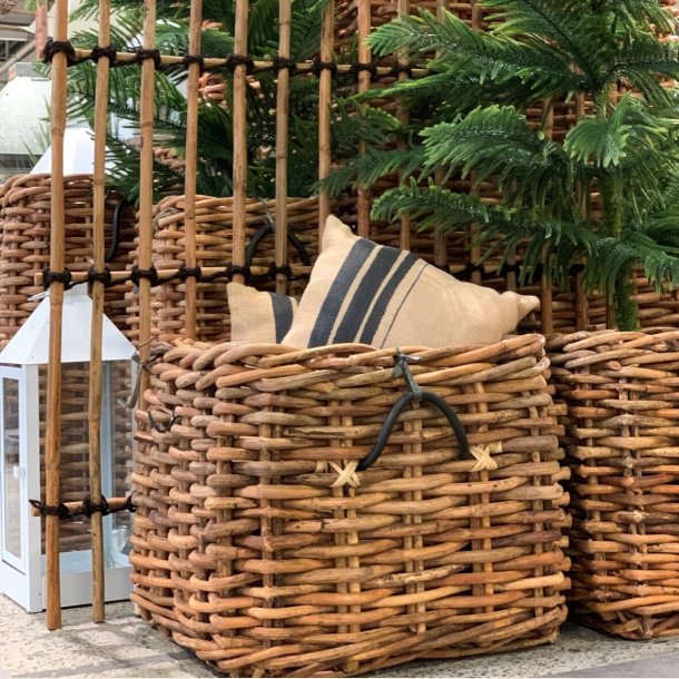 Mega low rattan kurv, firkantet