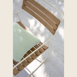 SURPRISING TEAK LAV LOUNGE STOL