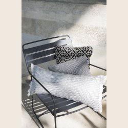 SURPRISING TEAK LAV LOUNGE STOL