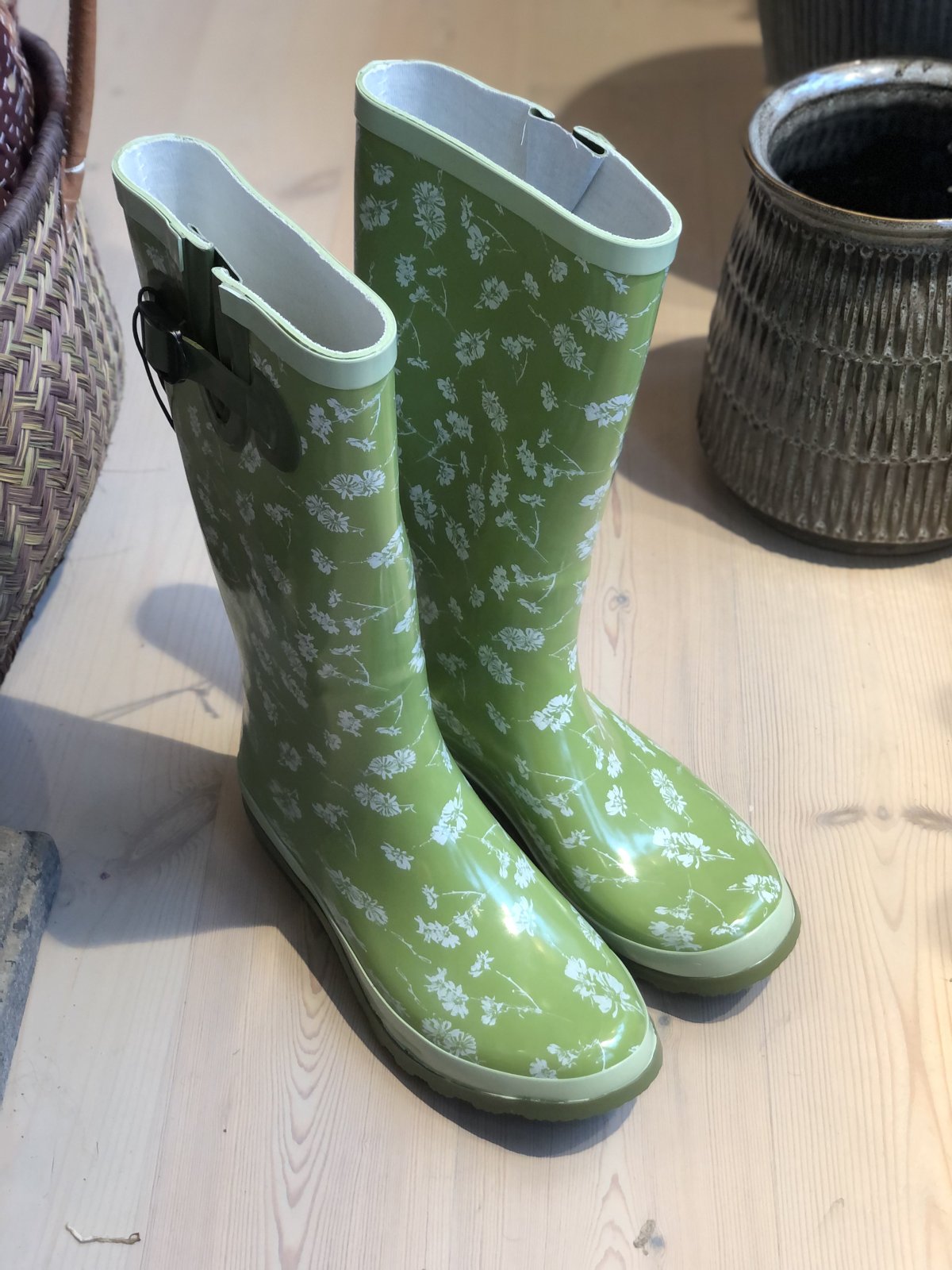Exert titel Feje UDSALG - Grønne gummistøvler med blomstermotiv