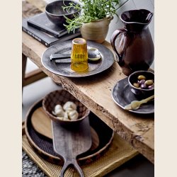 Brun bakke med stjerne