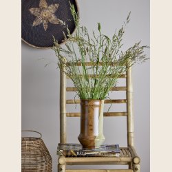 Brun bakke med stjerne