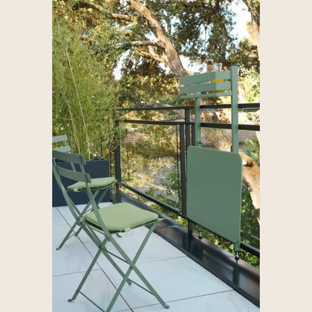 BISTRO BALCONY TABLE