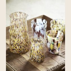 Kvadratisk trbakke i recyclet tr