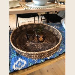 Brun bakke med stjerne