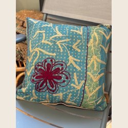 Vintage Suzani pude