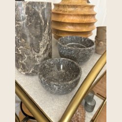 Dowa sk�l i marmor