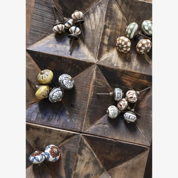 H�ndmalede porcel�nsgreb