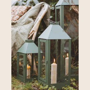 Gr�n hel�rslanterne, 2 str. 