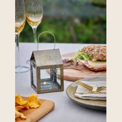 Hngelanterne, udendrs