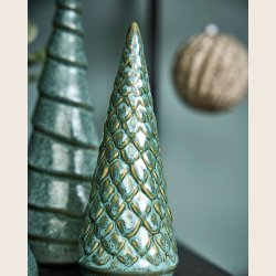 Juletrer i grn keramik