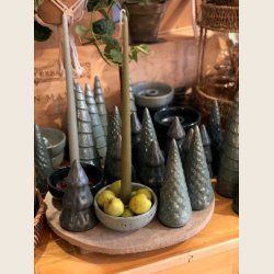 Juletrer i grn keramik