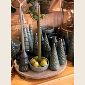 Juletrer i grn keramik