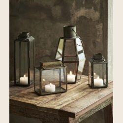 Lille sekskantet lanterne i messinglook