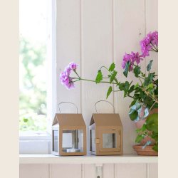 Hngelanterne, udendrs