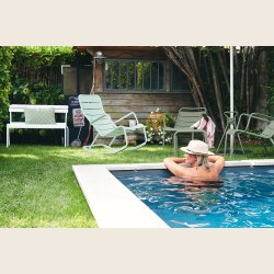 LUXEMBOURG LAV LOUNGESTOL M/ARMLN (2 stk. forpakning)